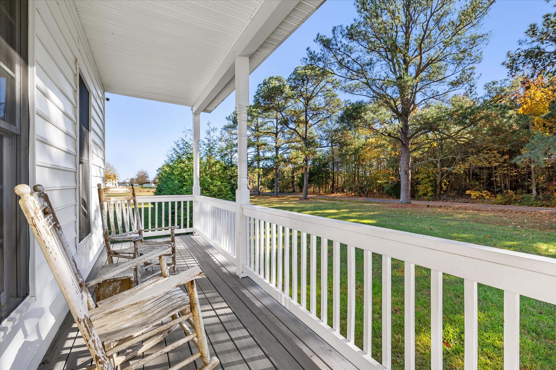 05-Covered Porch